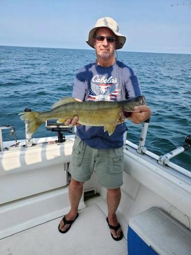 Begin Walleye Pic 2.JPG