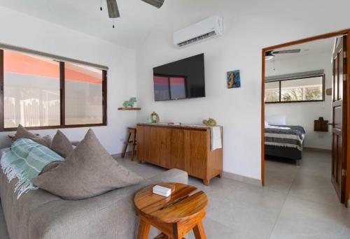 LivingRoomfromCounter copy.jpg